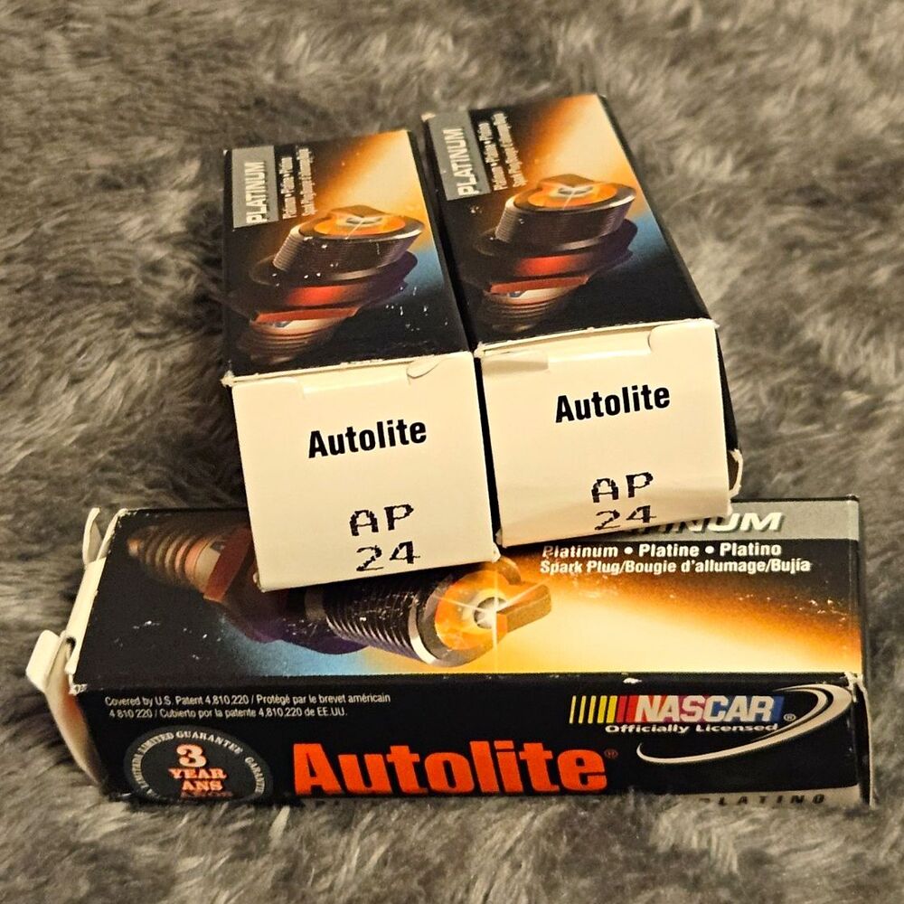 Autolite Platinum AP24 spark plugs - Nascar - 3 Pack - New In Box - AP24